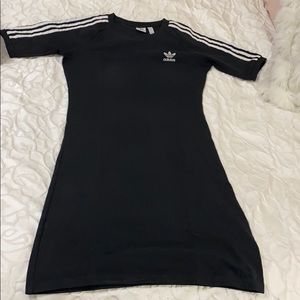 Adidas sport dress size L. Stretch material.